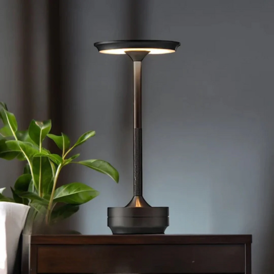 مصباح طاولة LED